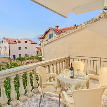 Apartment Vladan Котор Екстер'єр фото